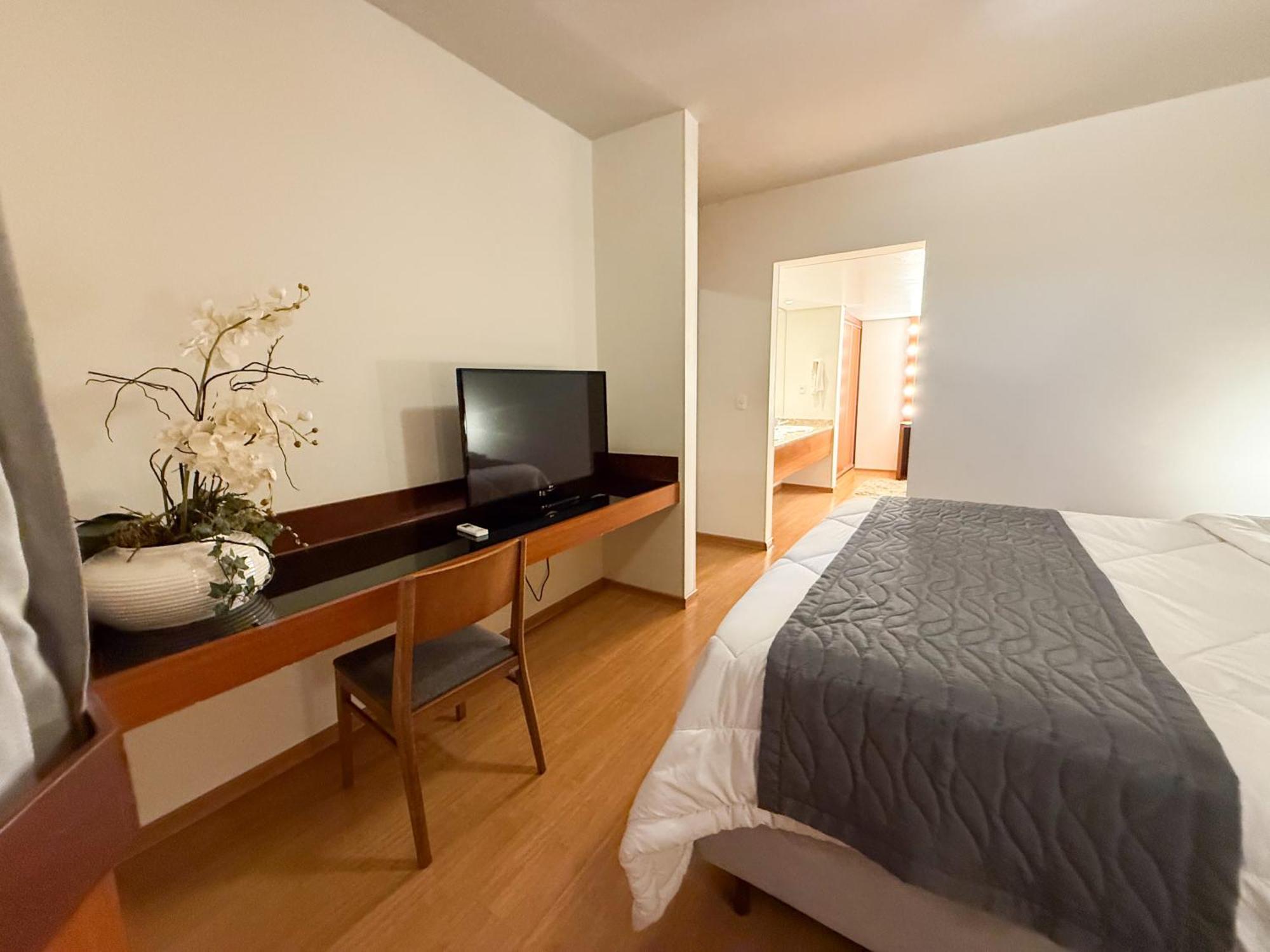 Hotel Caiuá Umuarama Kültér fotó