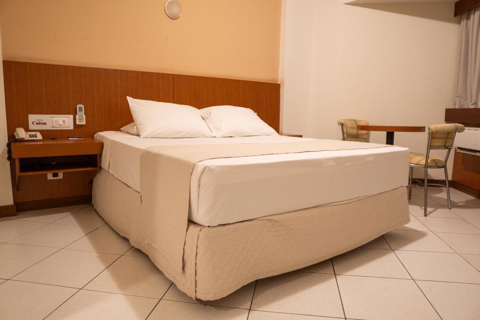 Hotel Caiuá Umuarama Kültér fotó