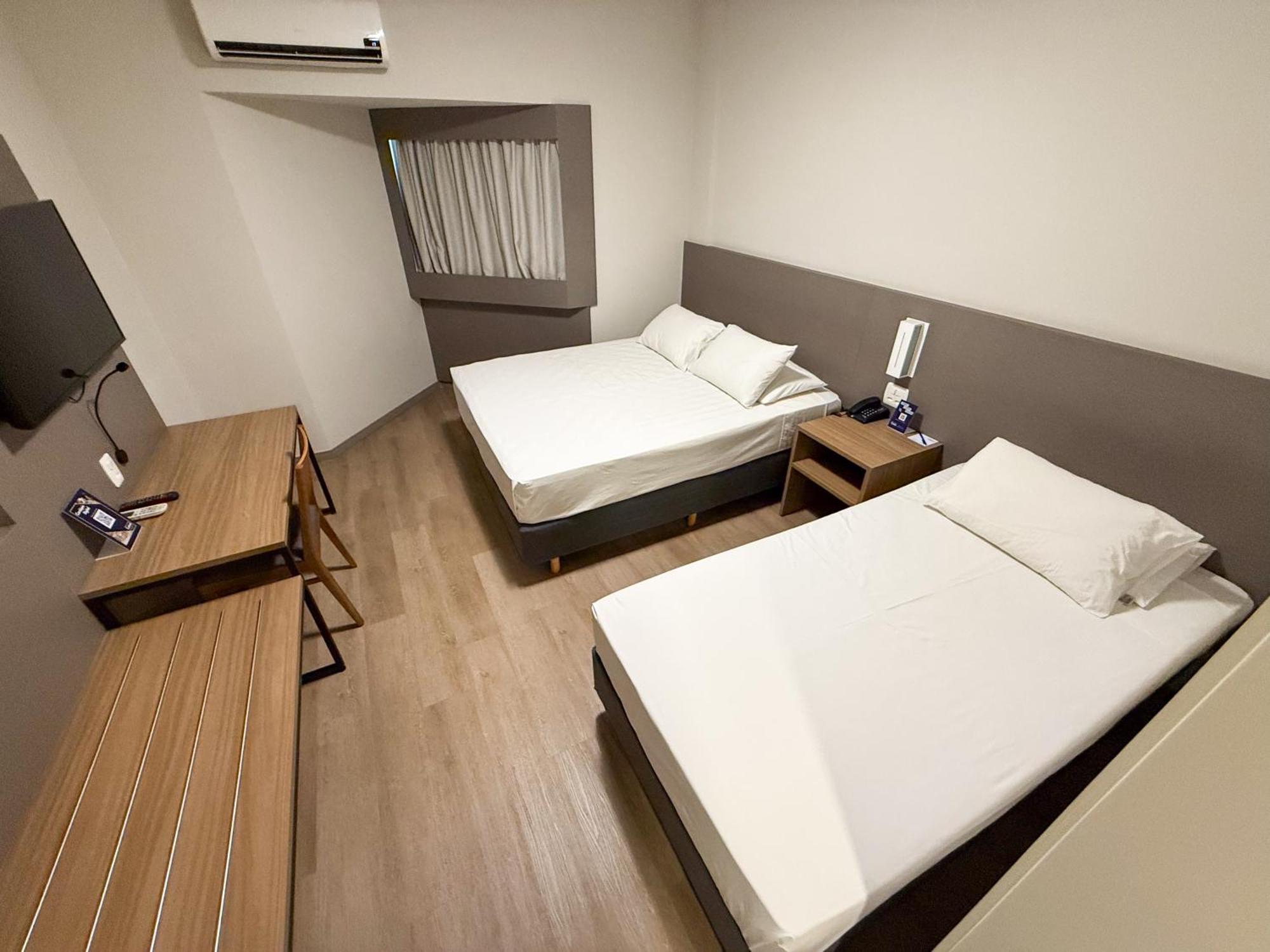Hotel Caiuá Umuarama Kültér fotó